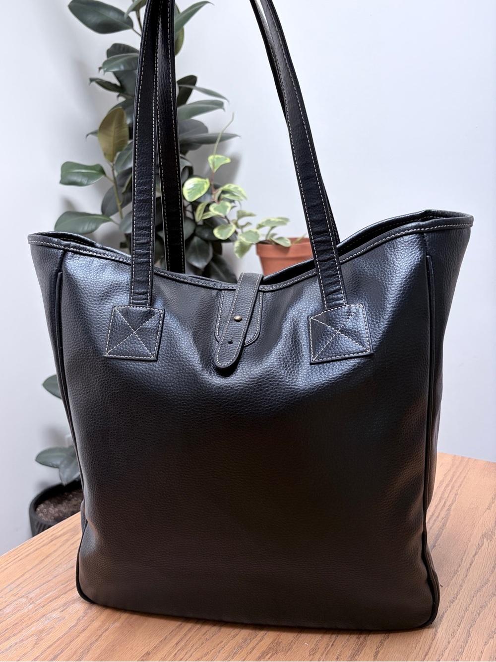Barrington Nantucket Classic Black Leather Large Tote Bag w/ Plaid Interior